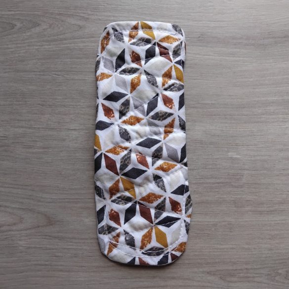 Tarka tisztasági mosható betét 18cm (piskóta forma)