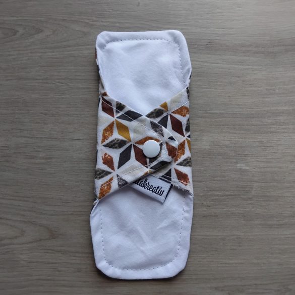 Tarka tisztasági mosható betét 18cm (piskóta forma)