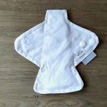 Narancs virág tisztasági mosható betét 18cm