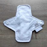 Kígyóbőr tisztasági mosható betét 16cm (piskóta forma)