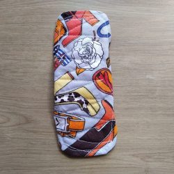 Csajos tisztasági mosható betét 16cm (piskóta forma)