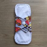 Csajos tisztasági mosható betét 16cm (piskóta forma)