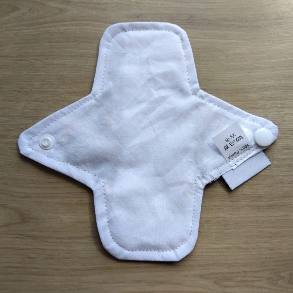 Csajos tisztasági mosható betét 16cm (piskóta forma)