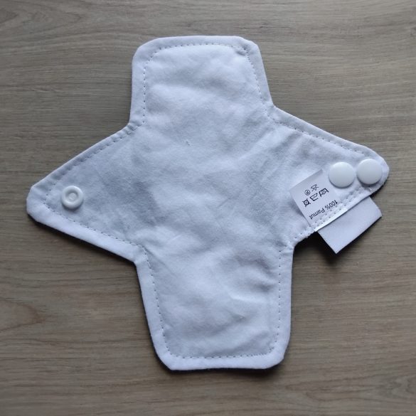 Kígyóbőr tisztasági mosható betét 18cm (piskóta forma)