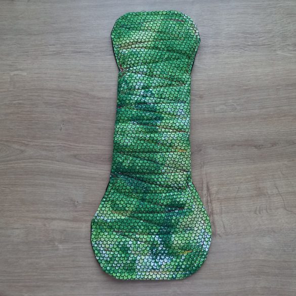 Kígyóbőr mosható betét 30cm