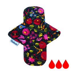 Fekete alapon virágok mosható betét 22cm