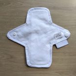 Cicamica tisztasági mosható betét 16cm (piskóta forma)
